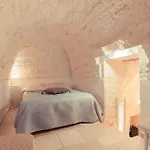 Trulli Nel Centro Storico Di 4*