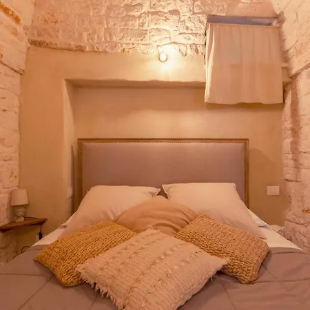 Trulli Nel Centro Storico Di Bed & Breakfast