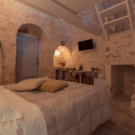 Trulli Nel Centro Storico Di Bed & Breakfast